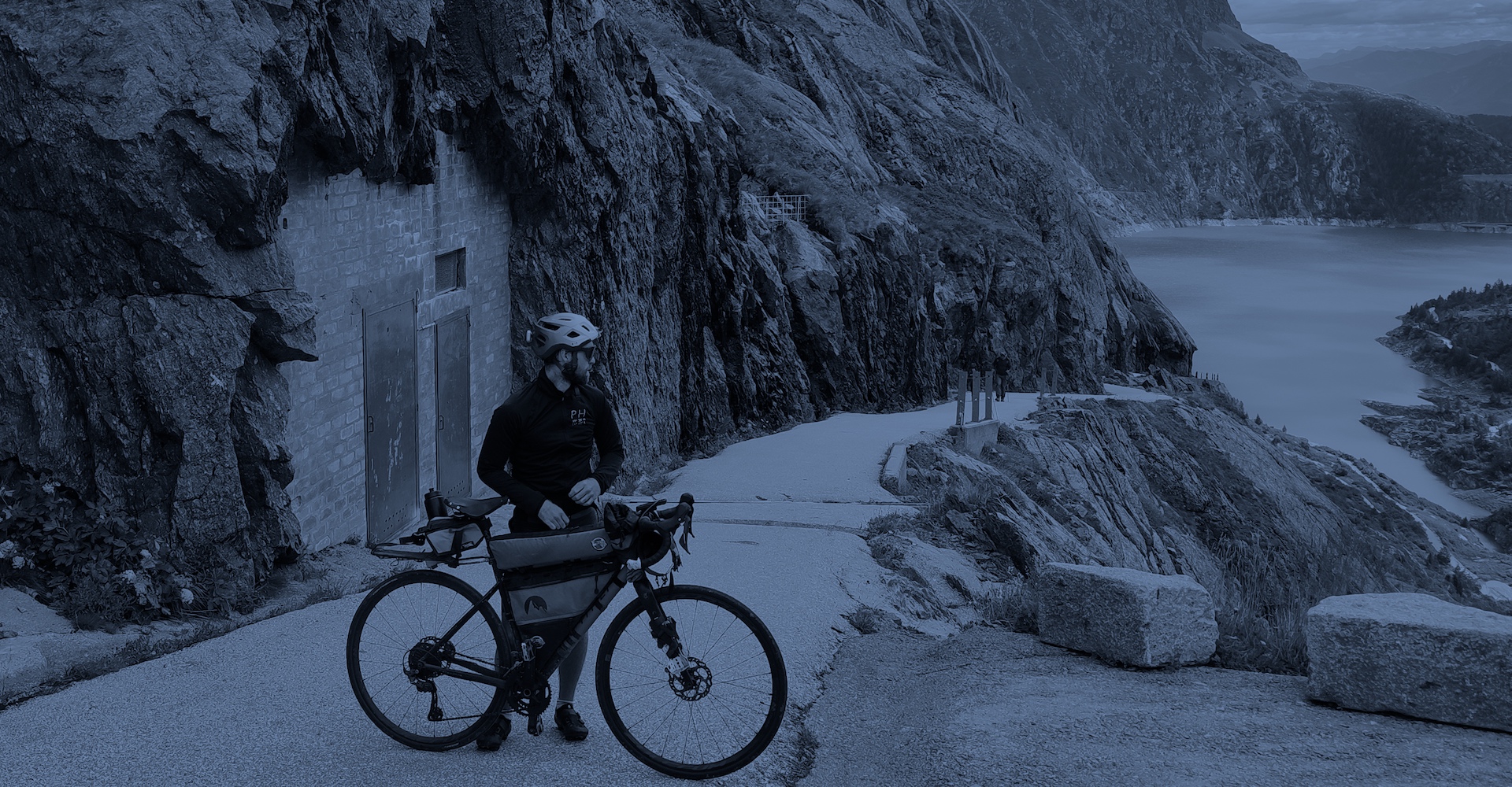 Lac du Vieux Émosson (2,209) Deux Mille